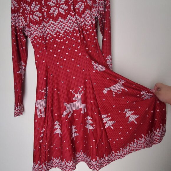 Blackmilk - Still Not Actually Knitted Long Sleeve Evil Longline Dress - Limited - Picture 5 of 7
